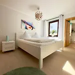 Appartement Juwel Von Koserow! Mit Terrasse Und Kleinem Garten